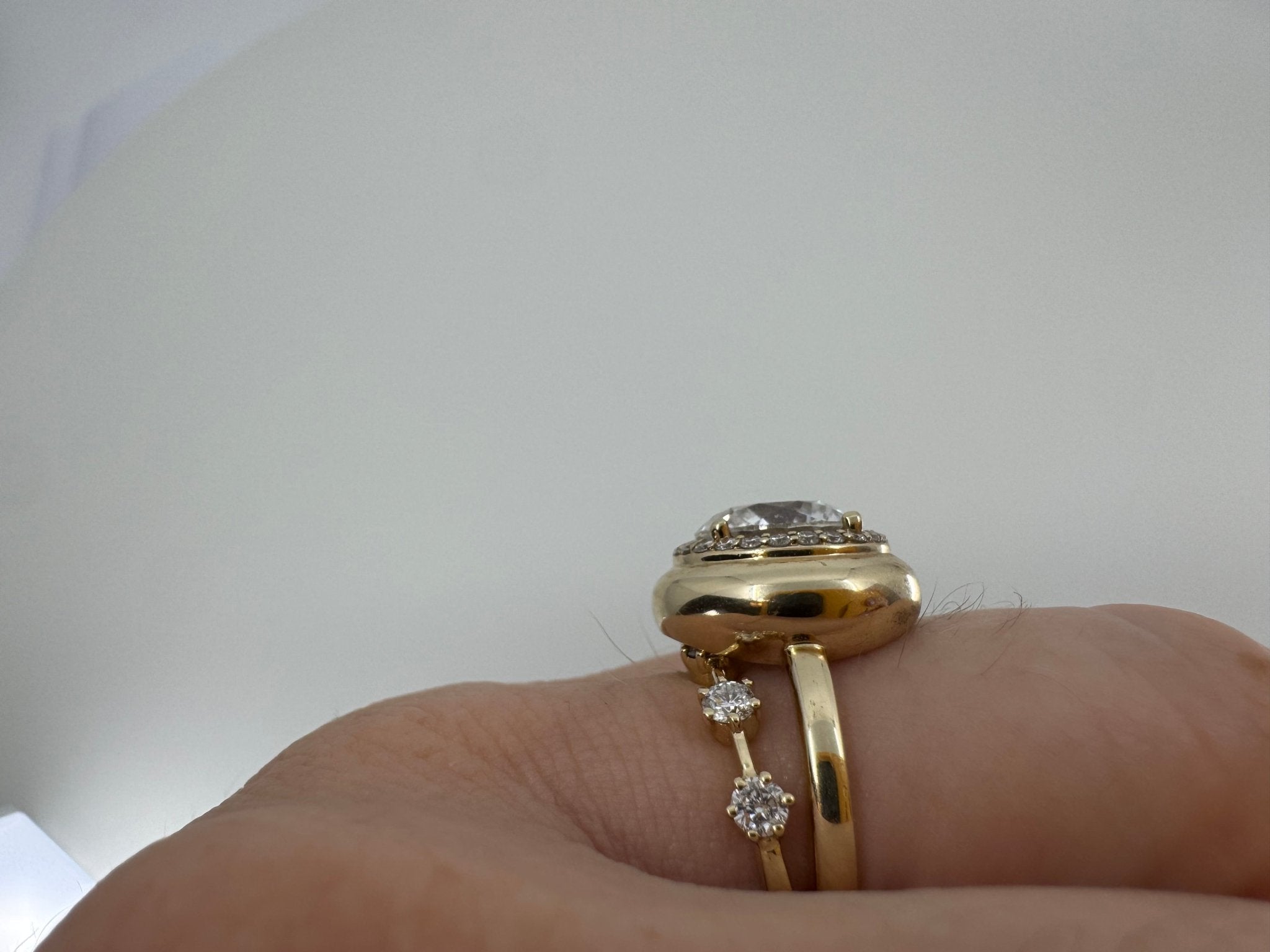 Round brilliant lab grown diamond halo ring in 14k gold bezel - Jewelry by Cleo