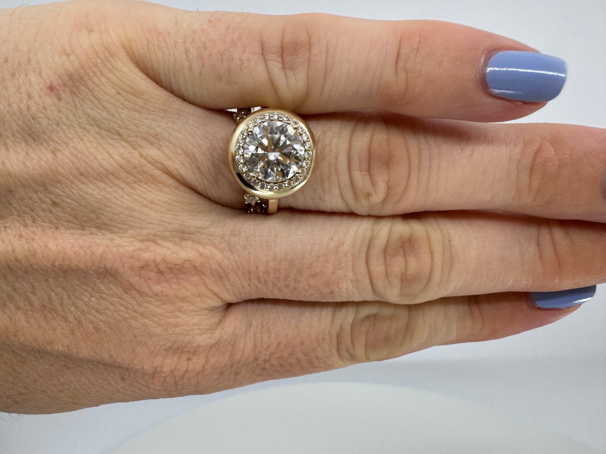 Round brilliant lab grown diamond halo ring in 14k gold bezel - Jewelry by Cleo