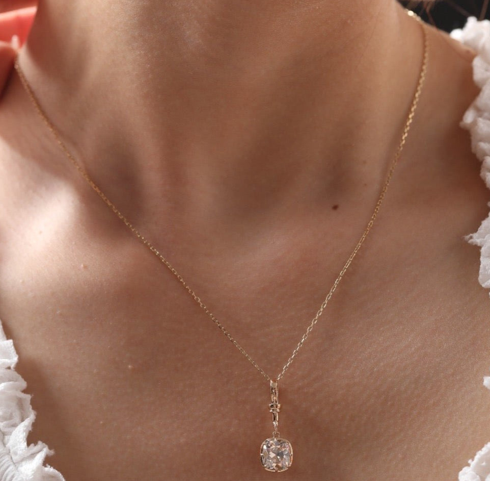 Solitaire collet pendant - Jewelry by Cleo