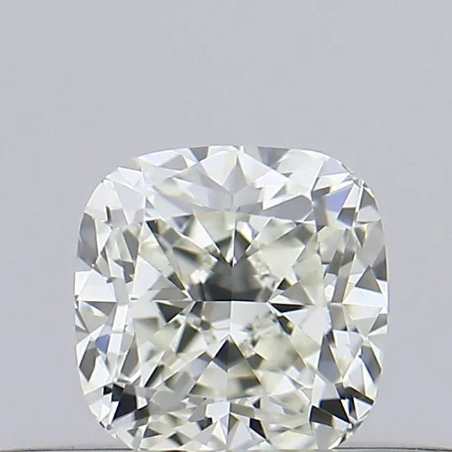 0.27ct Cushion modified Natural Diamond (Colour L, Clarity VVS2, GIA Certified)