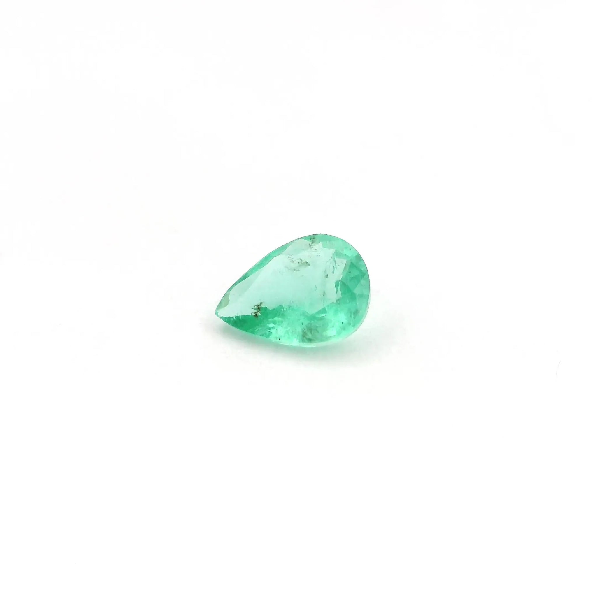 0.51ct Pear Natural Emerald (Colour Green, Clarity Slightly Included, Cut Faceted) - Jewelry by Cleo