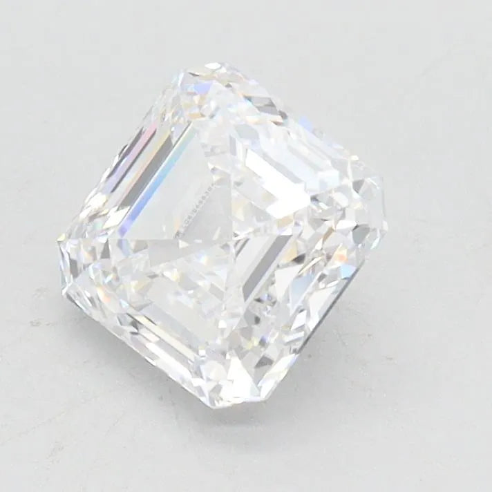 1.07ct Square emerald Lab Grown Diamond (Colour E, Clarity VVS2, IGI Certified)