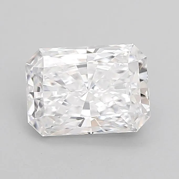 1.25ct Radiant Lab Grown Diamond (Colour D, Clarity VVS2, IGI Certified)