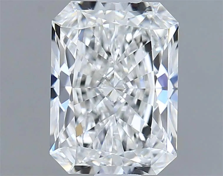 1.28ct Radiant Lab Grown Diamond (Colour E, Clarity VVS2, IGI Certified)