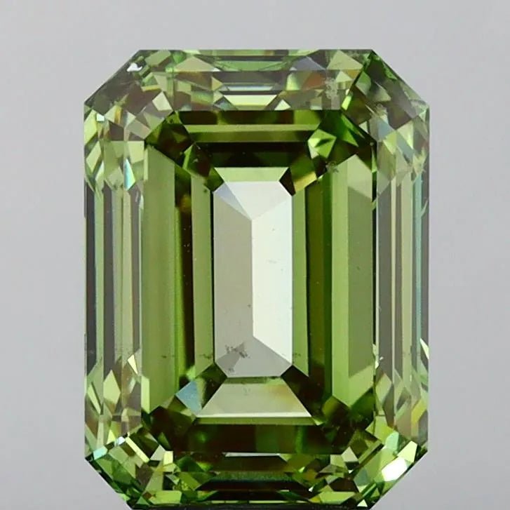 10.03ct Emerald Lab Grown Diamond (Colour Fancy Intense Green, Clarity VS2, IGI Certified) - Jewelry by Cleo