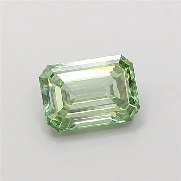 1.03ct Emerald Lab Grown Diamond (Colour Fancy Vivid Green, Clarity VVS2, IGI Certified) - Jewelry by Cleo