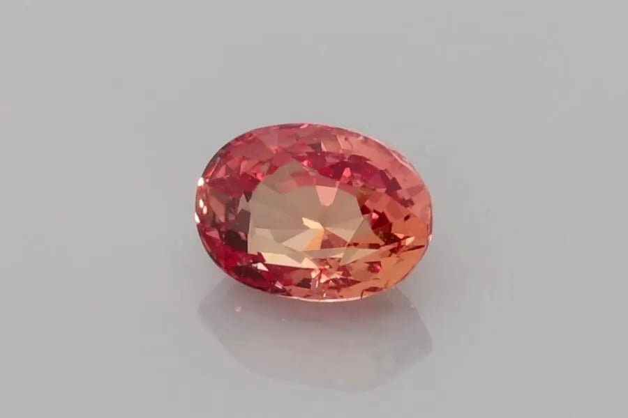 1.24ct Oval Natural Sapphire (Colour Multicolor, Clarity Slightly Included, Cut Faceted) - Jewelry by Cleo