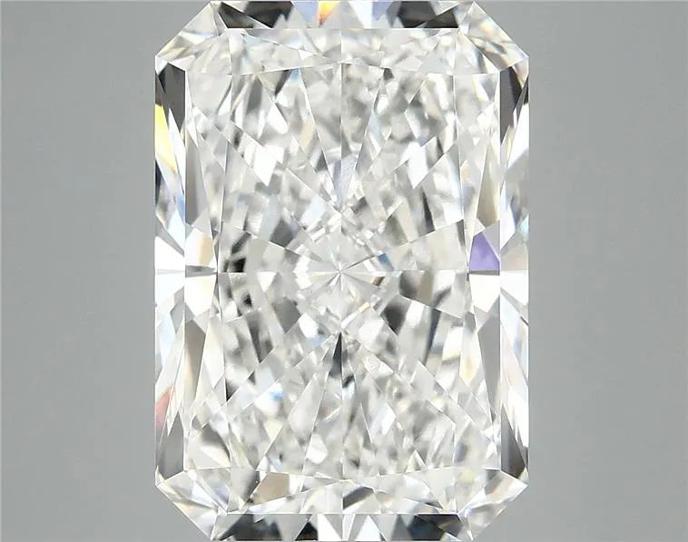 7.13ct Radiant Lab Grown Diamond (Colour F, Clarity VVS2, IGI Certified)