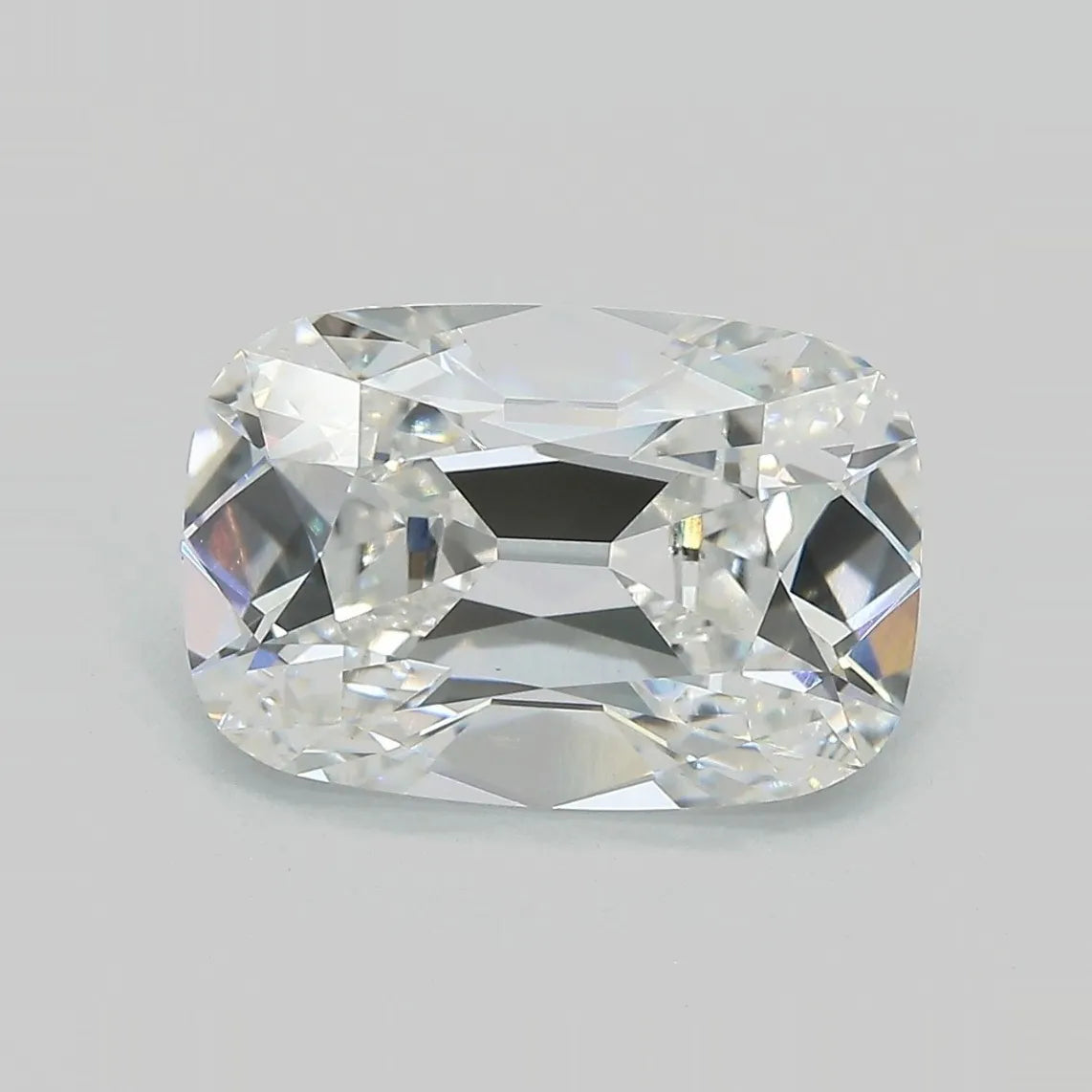 4.92ct Cushion brilliant Lab Grown Diamond (Colour E, Clarity VS1, IGI Certified)