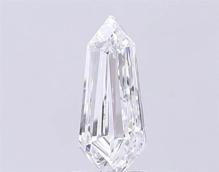 1.52ct Hexagonal Lab Grown Diamond (Colour E, Clarity VVS2, IGI Certified) - Jewelry by Cleo
