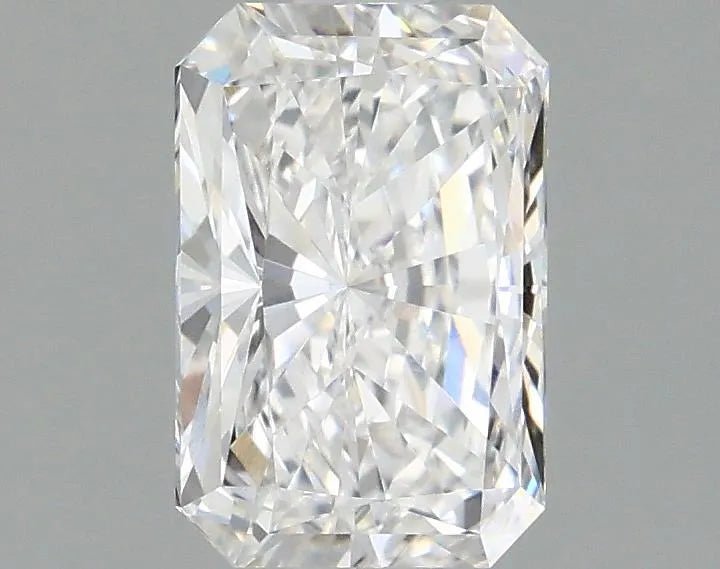 1.54ct Radiant Lab Grown Diamond (Colour D, Clarity VVS2, IGI Certified) - Jewelry by Cleo