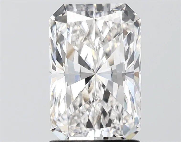 1.84ct Radiant Lab Grown Diamond (Colour F, Clarity VVS2, IGI Certified) - Jewelry by Cleo