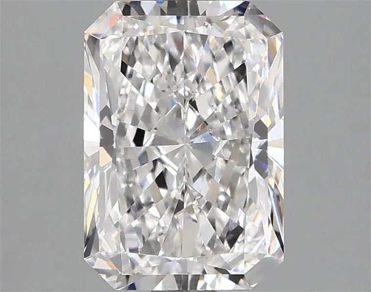 1.95ct Radiant Lab Grown Diamond (Colour E, Clarity VS1, IGI Certified) - Jewelry by Cleo