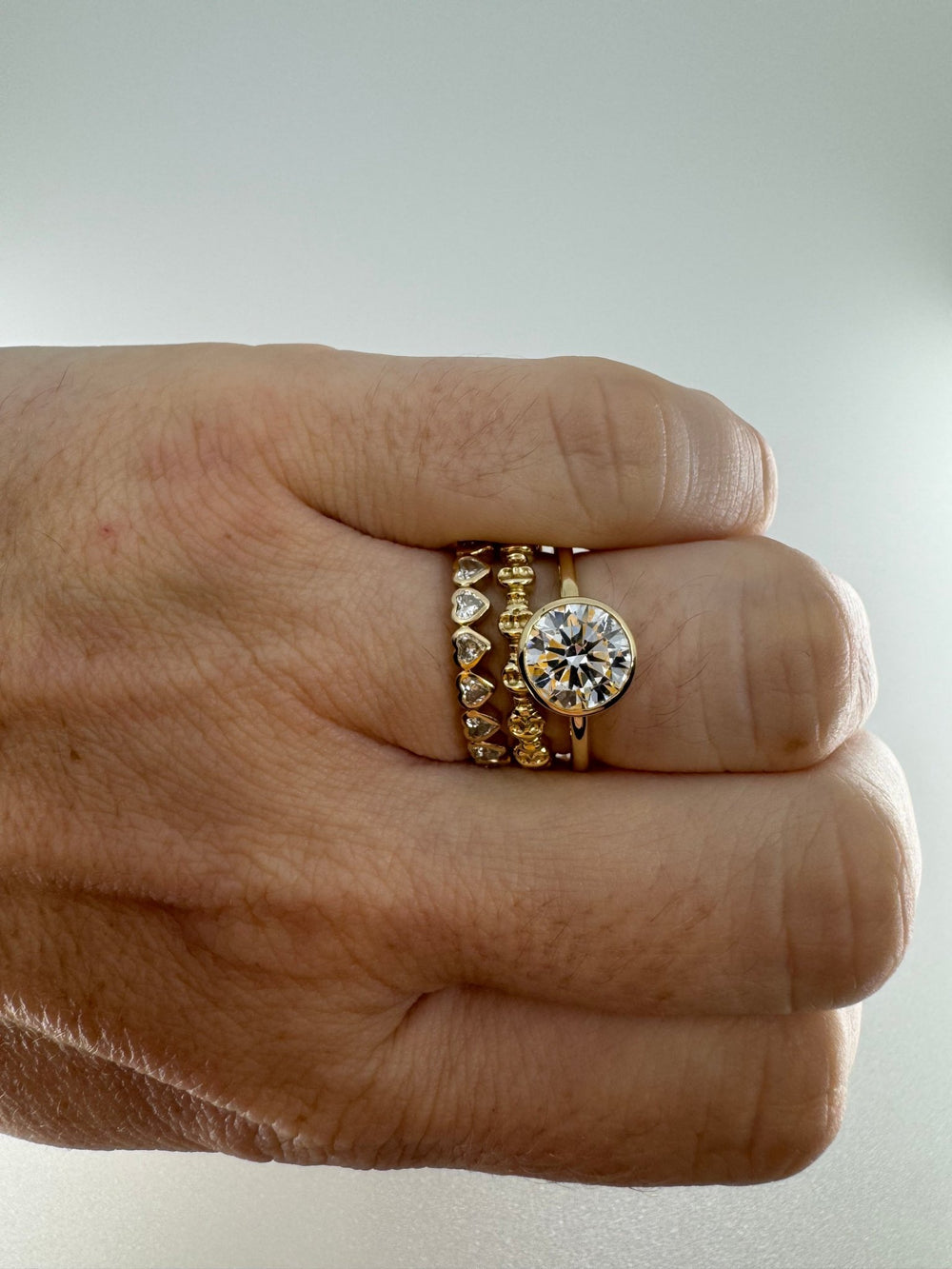 2 carat round brilliant cut lab grown diamond button back ring in 14k