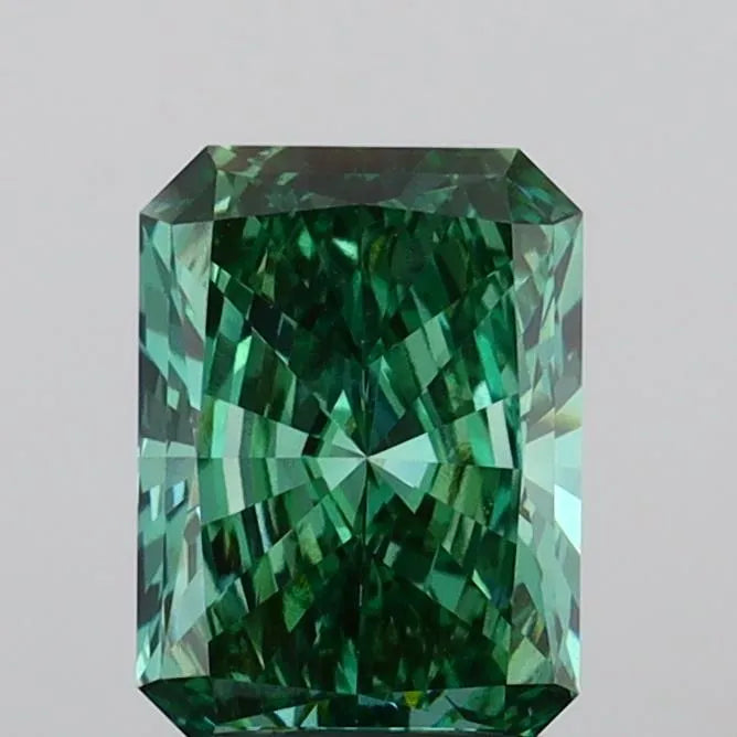 2.02ct Radiant Lab Grown Diamond (Colour Fancy Vivid Green, Clarity VVS2, IGI Certified)