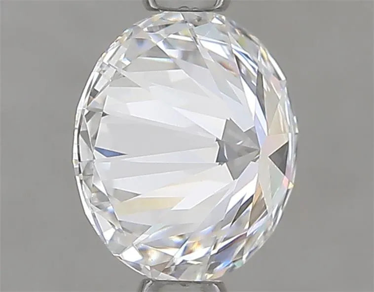 2.06ct Cushion modified Lab Grown Diamond (Colour E, Clarity VS1, IGI Certified)