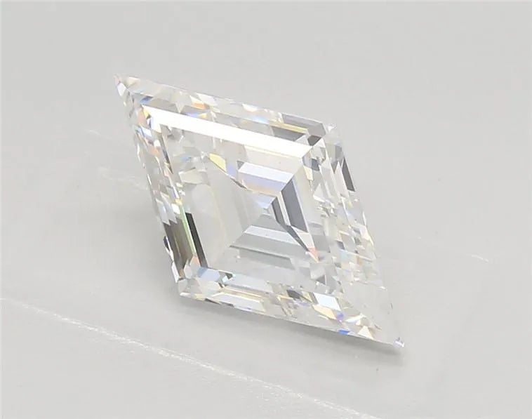 2.15ct Lozenge Lab Grown Diamond (Colour E, Clarity VS1, IGI Certified)