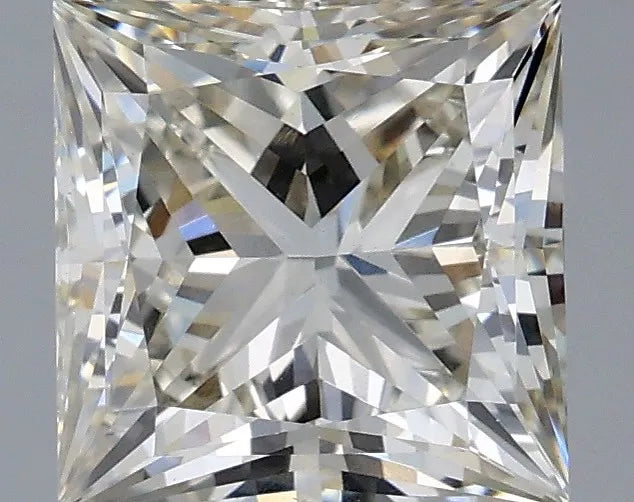 2.21ct Princess Lab Grown Diamond (Colour J, Clarity VVS2, IGI Certified)