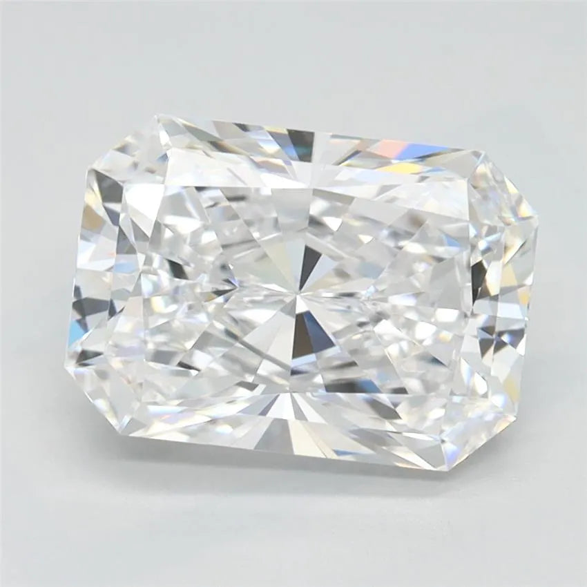 2.37ct Radiant Lab Grown Diamond (Colour D, Clarity IF, IGI Certified)
