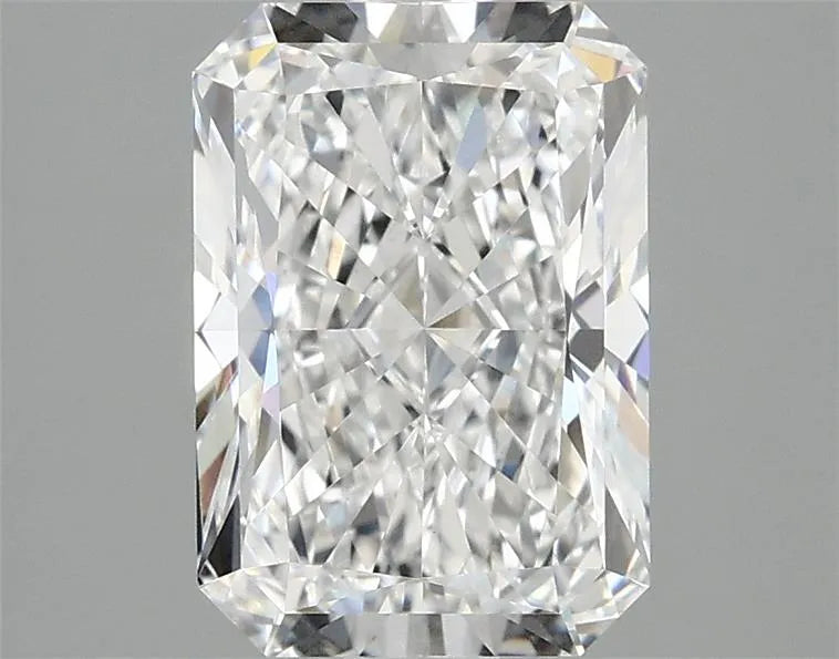 2.47ct Radiant Lab Grown Diamond (Colour E, Clarity VS1, IGI Certified)