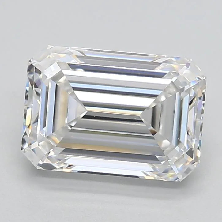 2.52ct Emerald Lab Grown Diamond (Colour F, Clarity VVS1, IGI Certified)