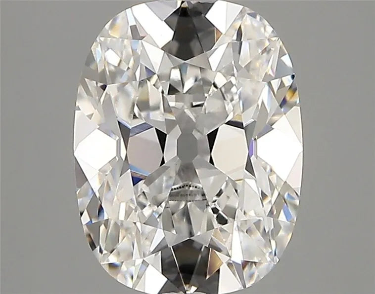 2.71ct Cushion modified Lab Grown Diamond (Colour E, Clarity VVS2, IGI Certified)