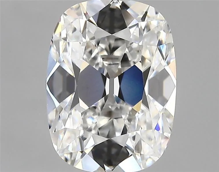 2.80ct Cushion modified Lab Grown Diamond (Colour E, Clarity VVS2, IGI Certified)