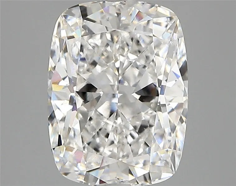 2.95ct Cushion modified Lab Grown Diamond (Colour E, Clarity VVS1, IGI Certified)