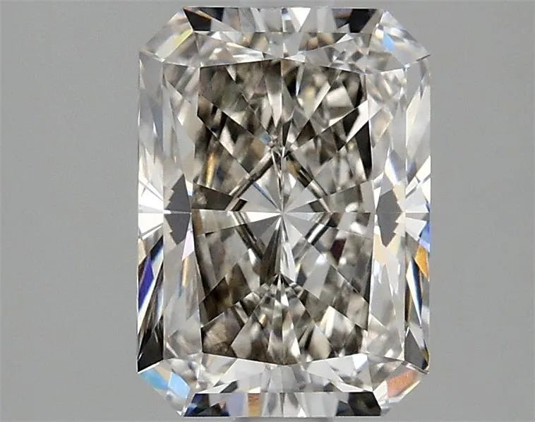 2.03ct Radiant Lab Grown Diamond (Colour H, Clarity VS1, IGI Certified) - Jewelry by Cleo