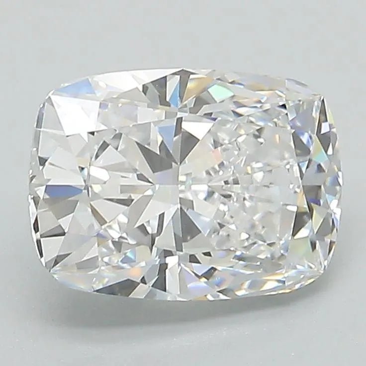 2.06ct Cushion brilliant Lab Grown Diamond (Colour D, Clarity VS1, IGI Certified) - Jewelry by Cleo
