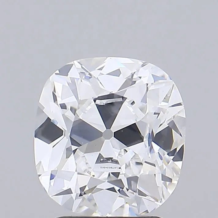 2.10ct Cushion modified Lab Grown Diamond (Colour D, Clarity VVS2, IGI Certified) - Jewelry by Cleo