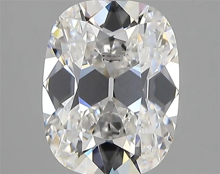 2.14ct Cushion modified Lab Grown Diamond (Colour E, Clarity VVS1, IGI Certified) - Jewelry by Cleo
