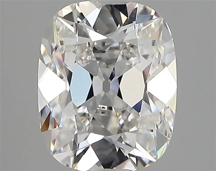 2.35ct Cushion modified Lab Grown Diamond (Colour E, Clarity VVS2, IGI Certified) - Jewelry by Cleo