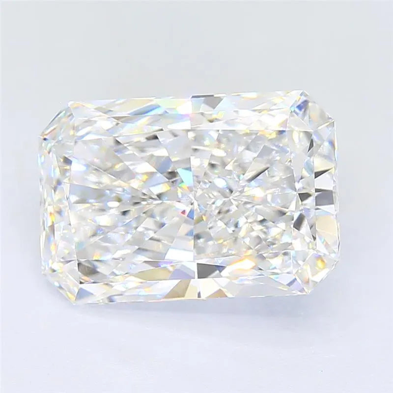 7.54ct Radiant Lab Grown Diamond (Colour E, Clarity VVS2, IGI Certified)