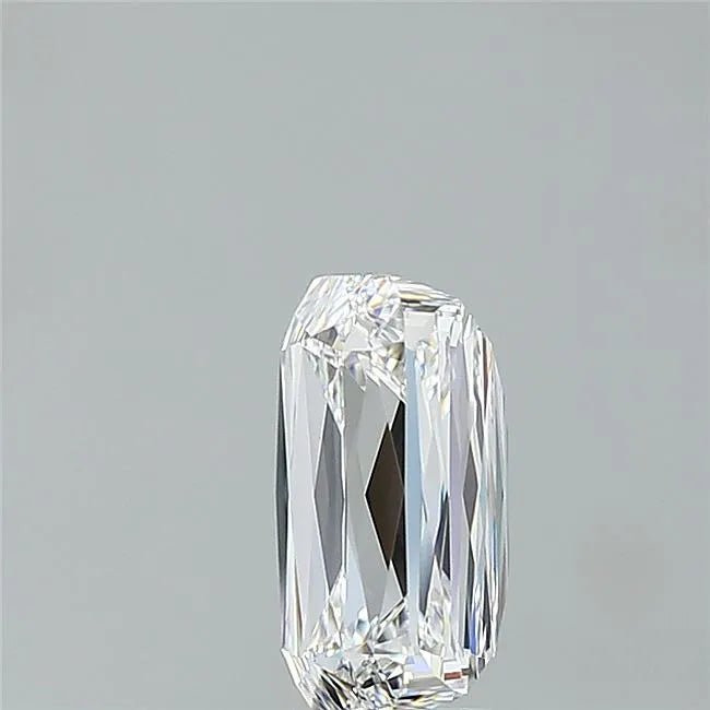 2.52ct Cushion modified Lab Grown Diamond (Colour E, Clarity VVS2, IGI Certified) - Jewelry by Cleo