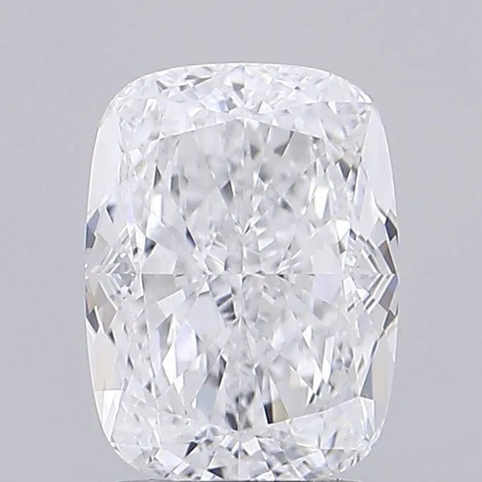 2.53ct Cushion modified Lab Grown Diamond (Colour D, Clarity VVS2, IGI Certified) - Jewelry by Cleo