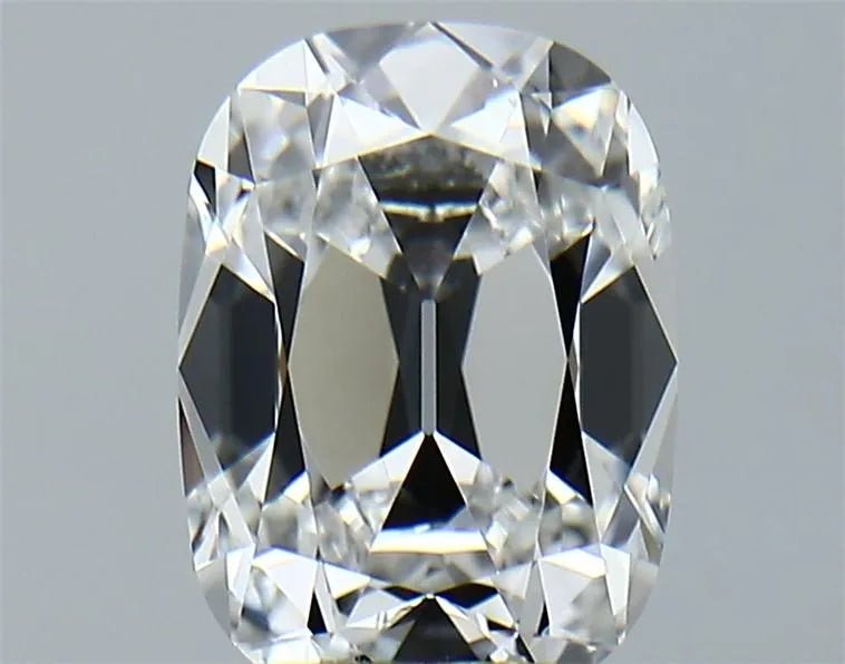 2.77ct Cushion brilliant Lab Grown Diamond (Colour E, Clarity VVS2, IGI Certified) - Jewelry by Cleo
