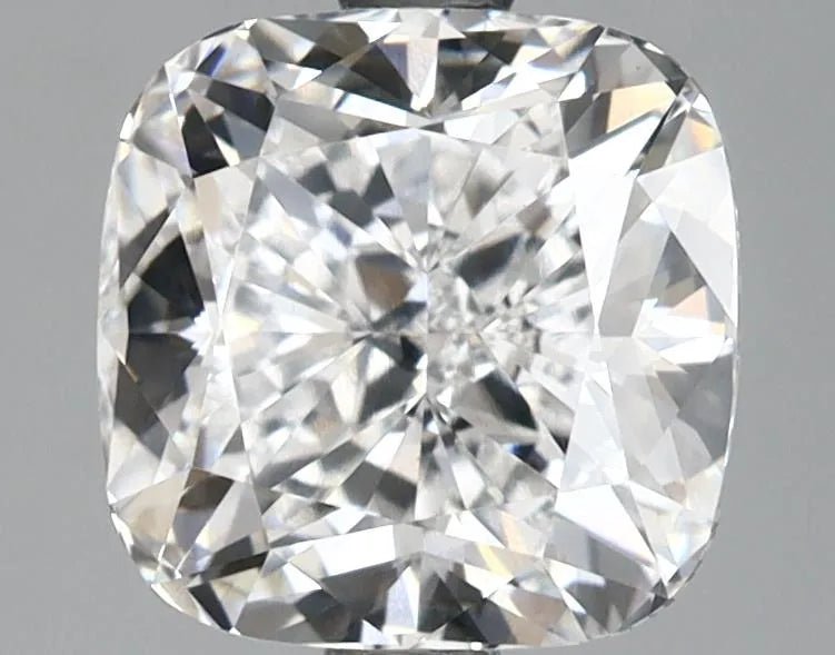 2.85ct Cushion modified Lab Grown Diamond (Colour E, Clarity VS1, IGI Certified) - Jewelry by Cleo