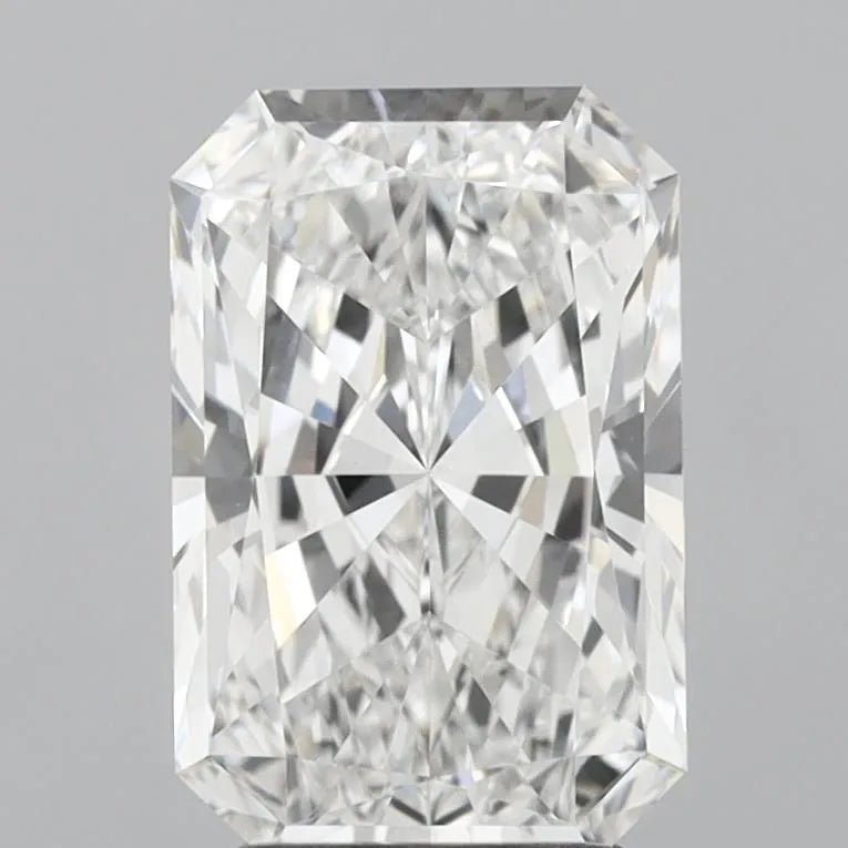 2.88ct Radiant Lab Grown Diamond (Colour E, Clarity VVS2, IGI Certified) - Jewelry by Cleo