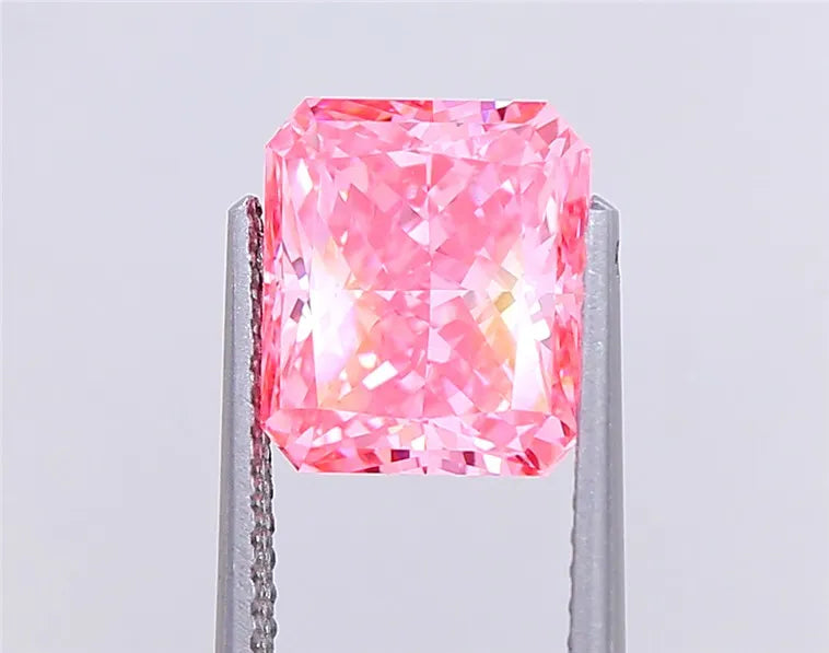 3.01ct Radiant Lab Grown Diamond (Colour Fancy Vivid Pink, Clarity VS1, IGI Certified)