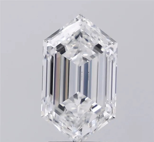 3.04ct Hexagonal Lab Grown Diamond (Colour E, Clarity VVS2, IGI Certified)