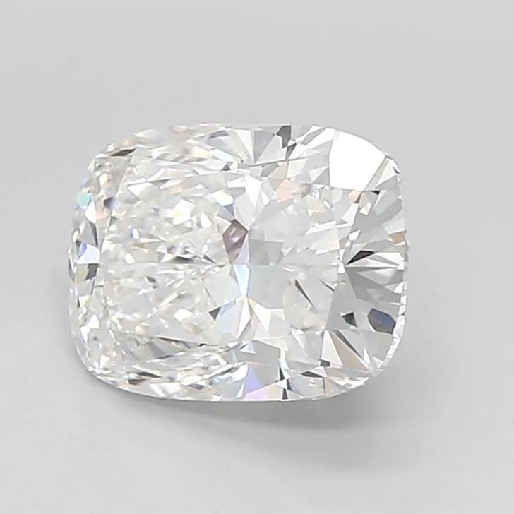 3.05ct Cushion modified Lab Grown Diamond (Colour E, Clarity VVS2, IGI Certified)