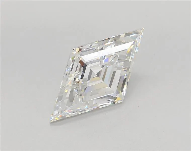 3.05ct Lozenge Lab Grown Diamond (Colour E, Clarity VS1, IGI Certified)