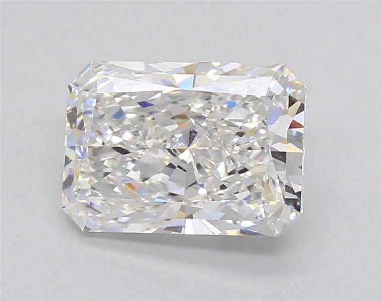 3.02ct Radiant Lab Grown Diamond (Colour F, Clarity VVS1, IGI Certified) - Jewelry by Cleo