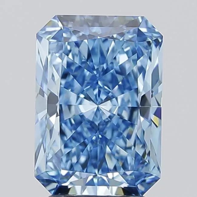 3.04ct Radiant Lab Grown Diamond (Colour Fancy Vivid Blue, Clarity VVS1, IGI Certified) - Jewelry by Cleo
