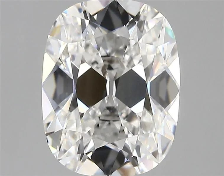 3.08ct Cushion modified Lab Grown Diamond (Colour E, Clarity VVS2, IGI Certified) - Jewelry by Cleo