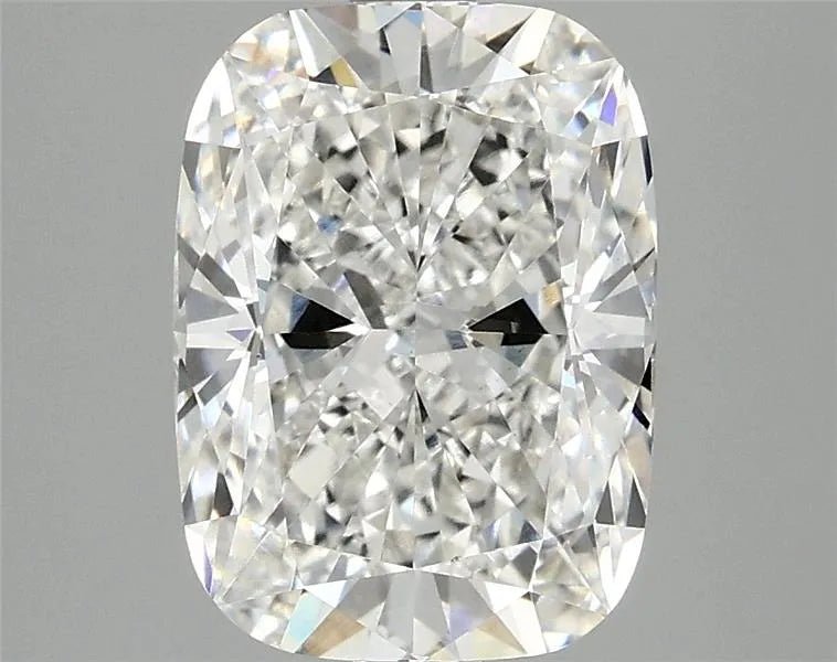 3.09ct Cushion modified Lab Grown Diamond (Colour F, Clarity VS1, IGI Certified) - Jewelry by Cleo
