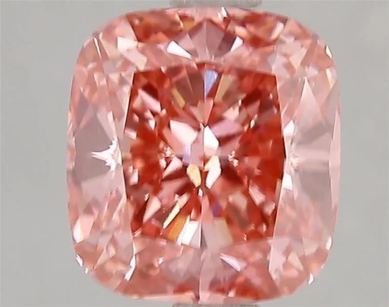3.12ct Cushion modified Lab Grown Diamond (Colour Fancy Vivid Pink, Clarity VVS2, IGI Certified) - Jewelry by Cleo