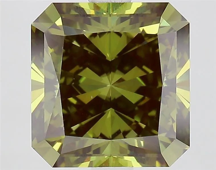 3.42ct Square radiant Lab Grown Diamond (Colour Fancy Deep Green, Clarity VVS2, IGI Certified) - Jewelry by Cleo