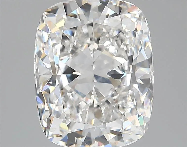 4.00ct Cushion modified Lab Grown Diamond (Colour E, Clarity VVS2, IGI Certified)